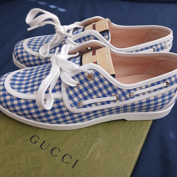 Gucci Graham Size 33 or Size 1.5Y Shoes - Picture 4 of 9